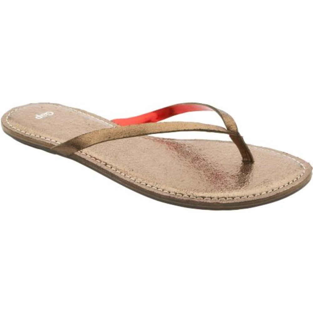 GAP Leather flip flops NWT